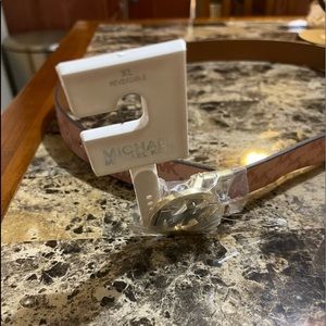 Women’s Michael Kors Reversible XL Belt